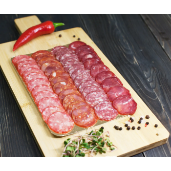 Ассорти сыровяленых колбас ТМ "МЯСОЛЮБ" (нарезка) п/с. 120 г