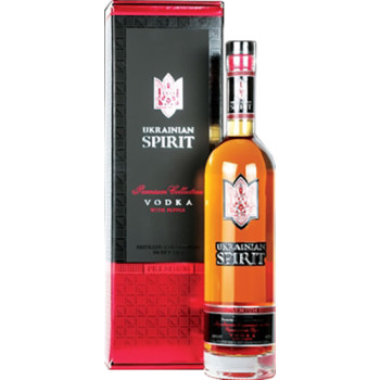 Водка Ukrainian Spirit Украинский дух с перцем 0.7 л 40% в подарочной упаковке (4820131391701) 