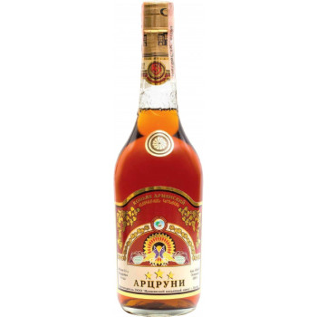 Бренди "Арцруни" 3 года выдержки 0.5 л 40% (4850001274025)