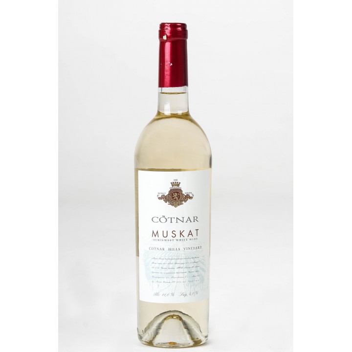 Вино Cotnar Muskat белое полусладкое 0,75л 12,0% (4820238710061)