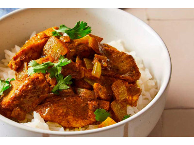 Пряна курка каррі з рисом Пряна курка каррі з рисом
