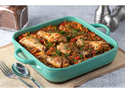 Гречка с курицей в томатном соусе – вкусное блюдо на каждый день Гречка с курицей в томатном соусе – вкусное блюдо на каждый день