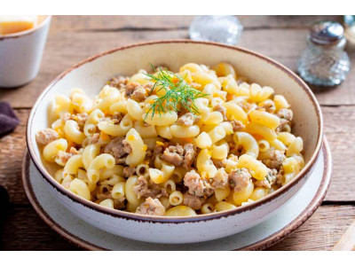 Макарони по-флотськи з телятиною